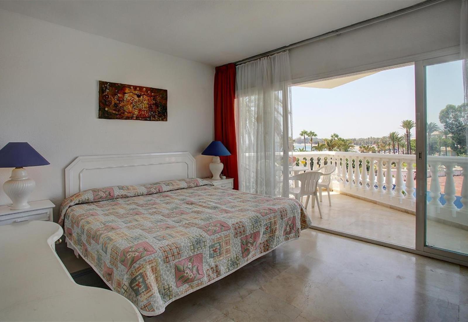 Apartamento Cortijo Blanco *